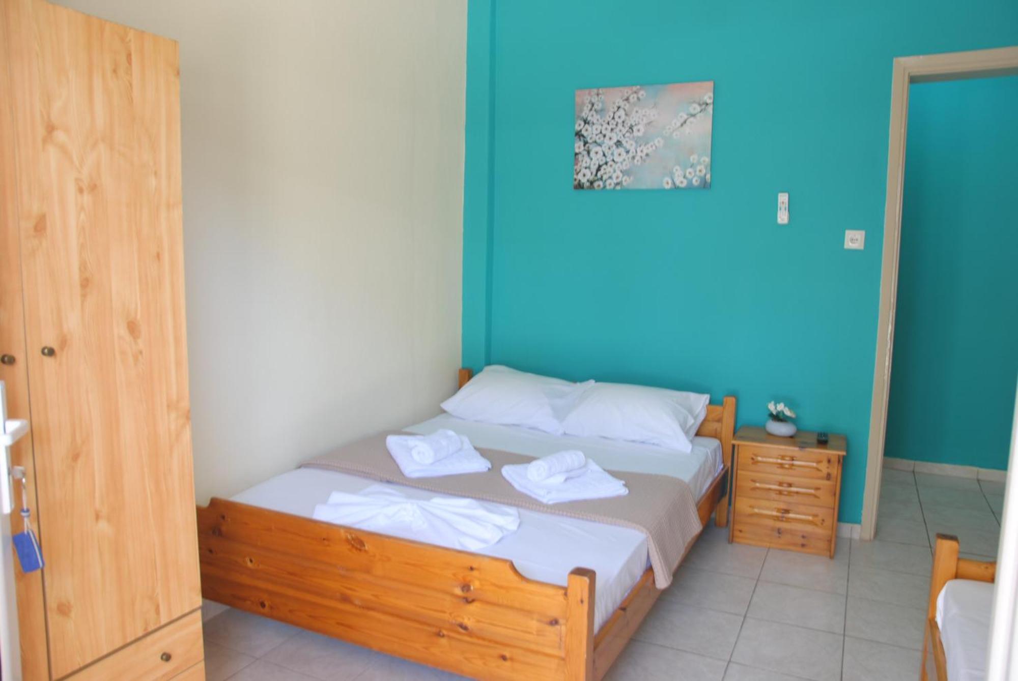 Light Blue Paralia Apartments Esterno foto