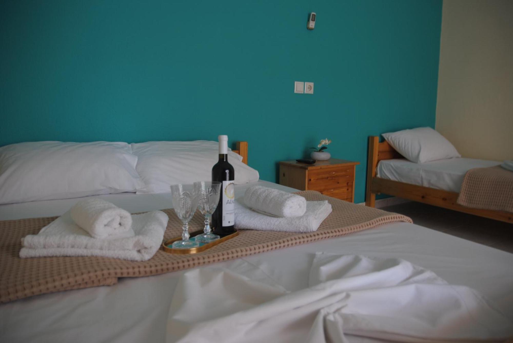 Light Blue Paralia Apartments Esterno foto